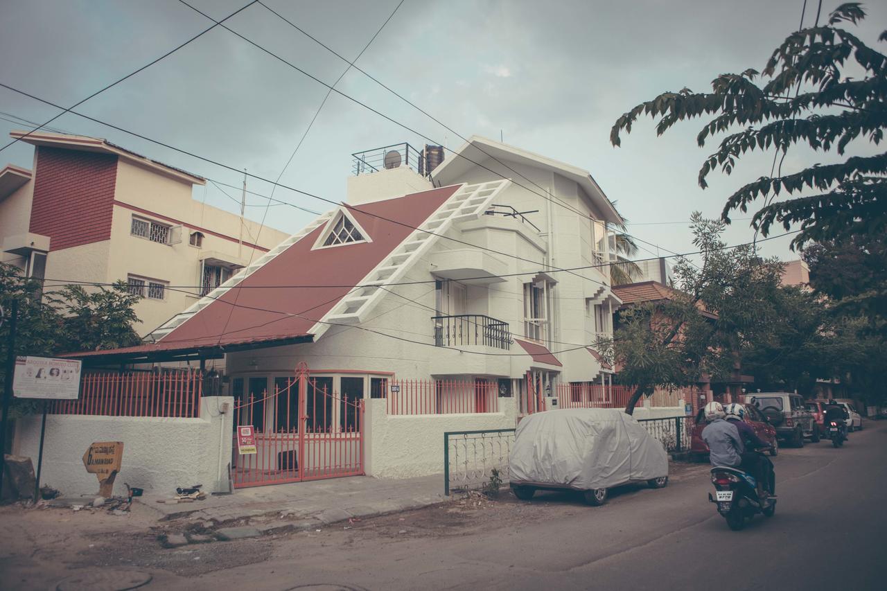 Draper Startup House For Entrepreneurs Hostel Бангалор Екстериор снимка